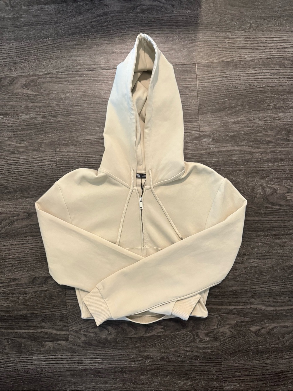Zara Cropped Zip Up Jacket in Cream